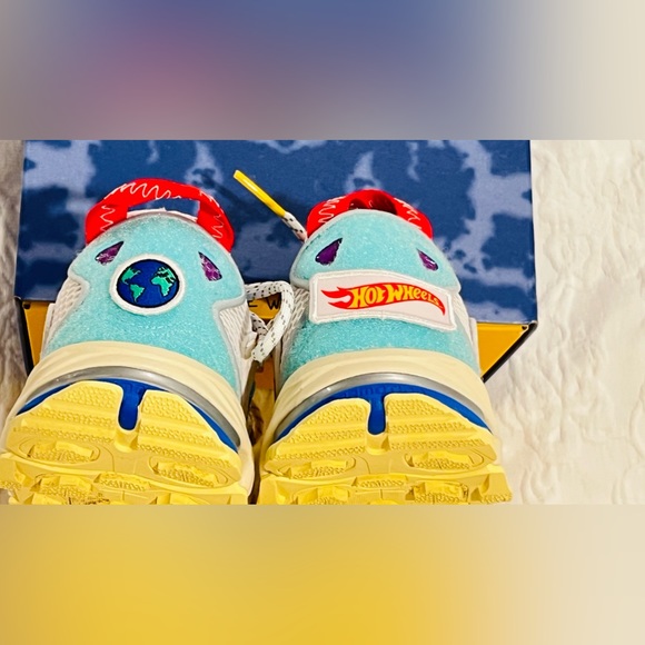 ADIDAS ORIGINALS AND SEAN WOTHERSPOON TEAM UP WITH HOT WHEEL SIZE 6.5M 7.5-8 W - Picture 9 of 16
